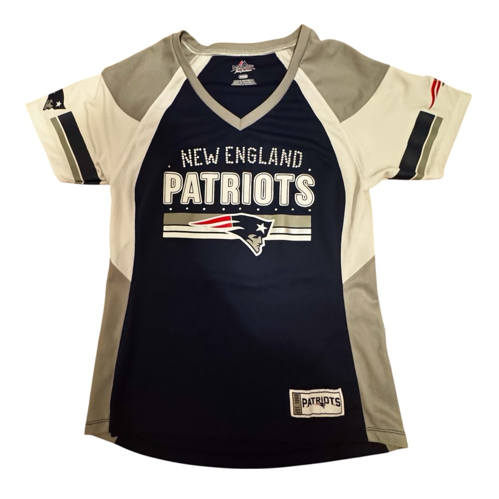 Majestic Fan Fashion New England Patriots V Neck T Shirt Medium